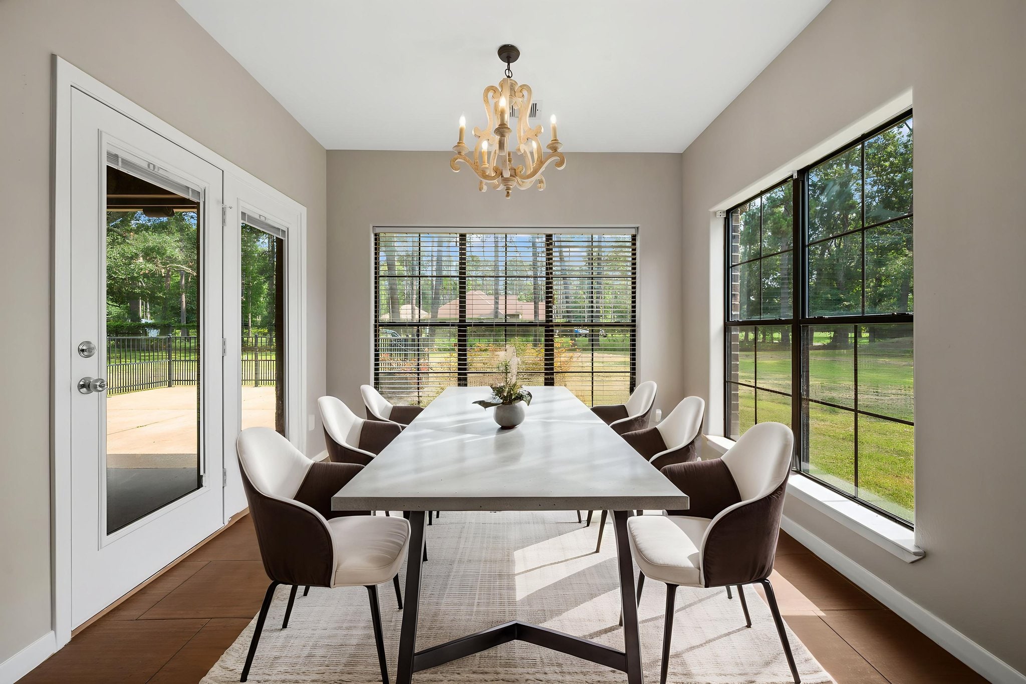 Luxury real estate interior photograph 4